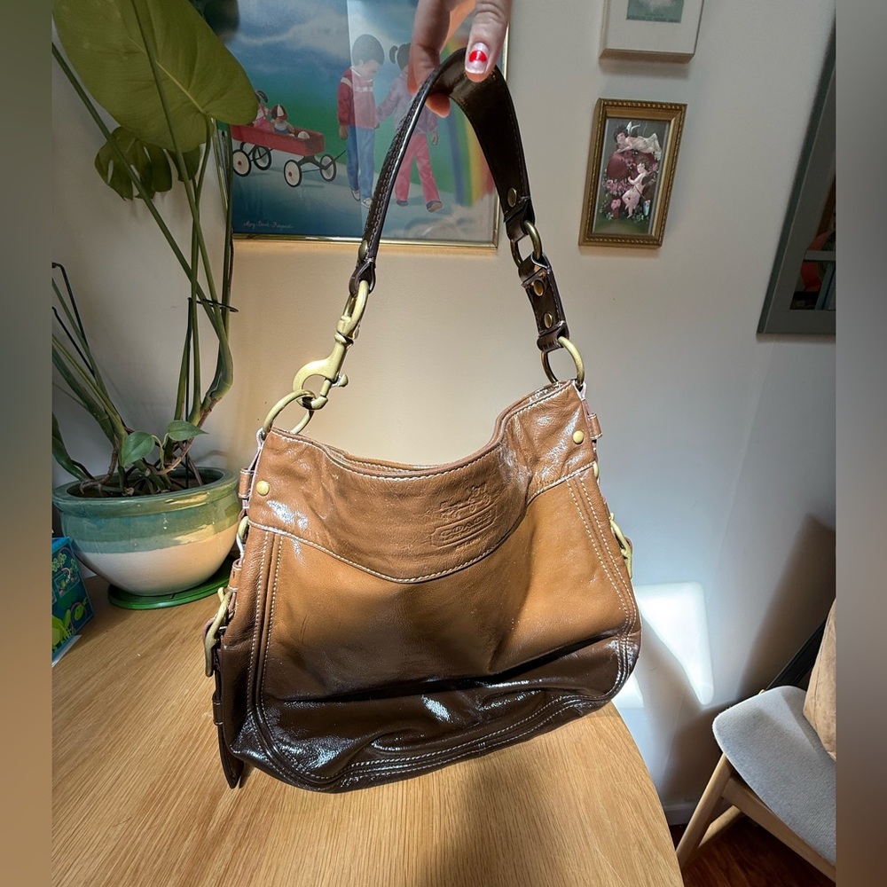 Coach Zoe Bag Patent Leather Brown hobo Shoulder Bag Brown Purse brass